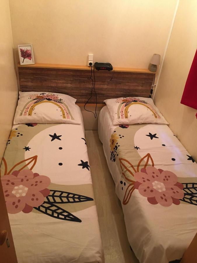 Mobile Home Avec Parking 쇼르주 외부 사진